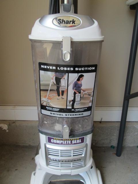 Shark Navigator Lift-Away Vacuum