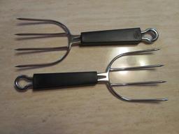 Stainless Roaster Pan with Rack and Set of The Pampered Chef Roast Lifters