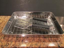 Stainless Roaster Pan with Rack and Set of The Pampered Chef Roast Lifters