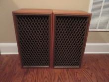 Pair of Realistic Nova-10 50watt Floor Speakers