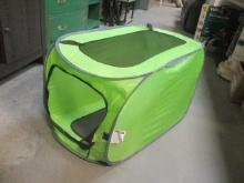 Portable Sports Pet Pop Up Dog Crate.