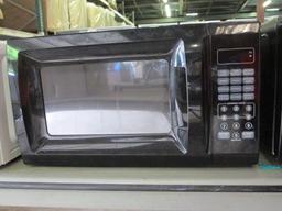 Black Walmart 700 watt Microwave Oven