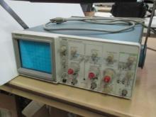 Tektronix 2213A 60 MHz Oscilloscope