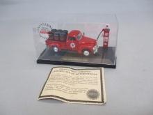 Road Champs Classic 1953 Chevrolet Pickup & Gas Pump