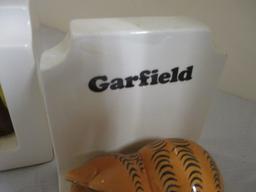 Pair of Enesco Garfield Bookends.