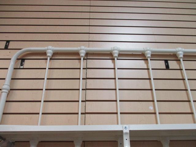 Darel White Metal Full Size Bed with Metal Bars on Head and Foot, Has Rails.