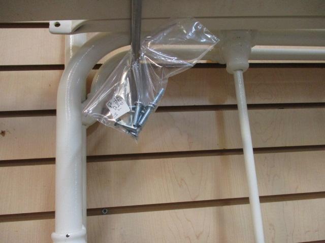 Darel White Metal Full Size Bed with Metal Bars on Head and Foot, Has Rails.
