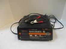 Schumacher Battery Charger, SE 1052, 50 Amp, 10 Amp, 2 Amp.