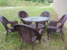 4 Foot Wicker & Glass Outdoor Table w/5 Chairs