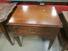 Davis Co. 1 Drawer End Table