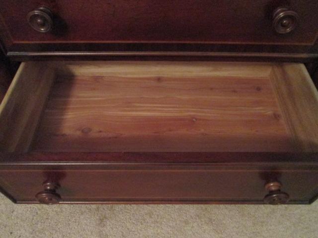 Small Banded Mahogany Design 3 Drawer Chest