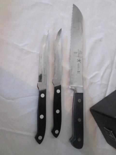 JA Henckels International Knife Set in Knife Block, Steak Knives, Bread Knife and