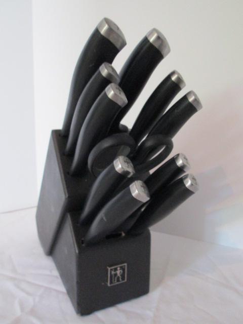 JA Henckels International Knife Set in Knife Block, Steak Knives, Bread Knife and