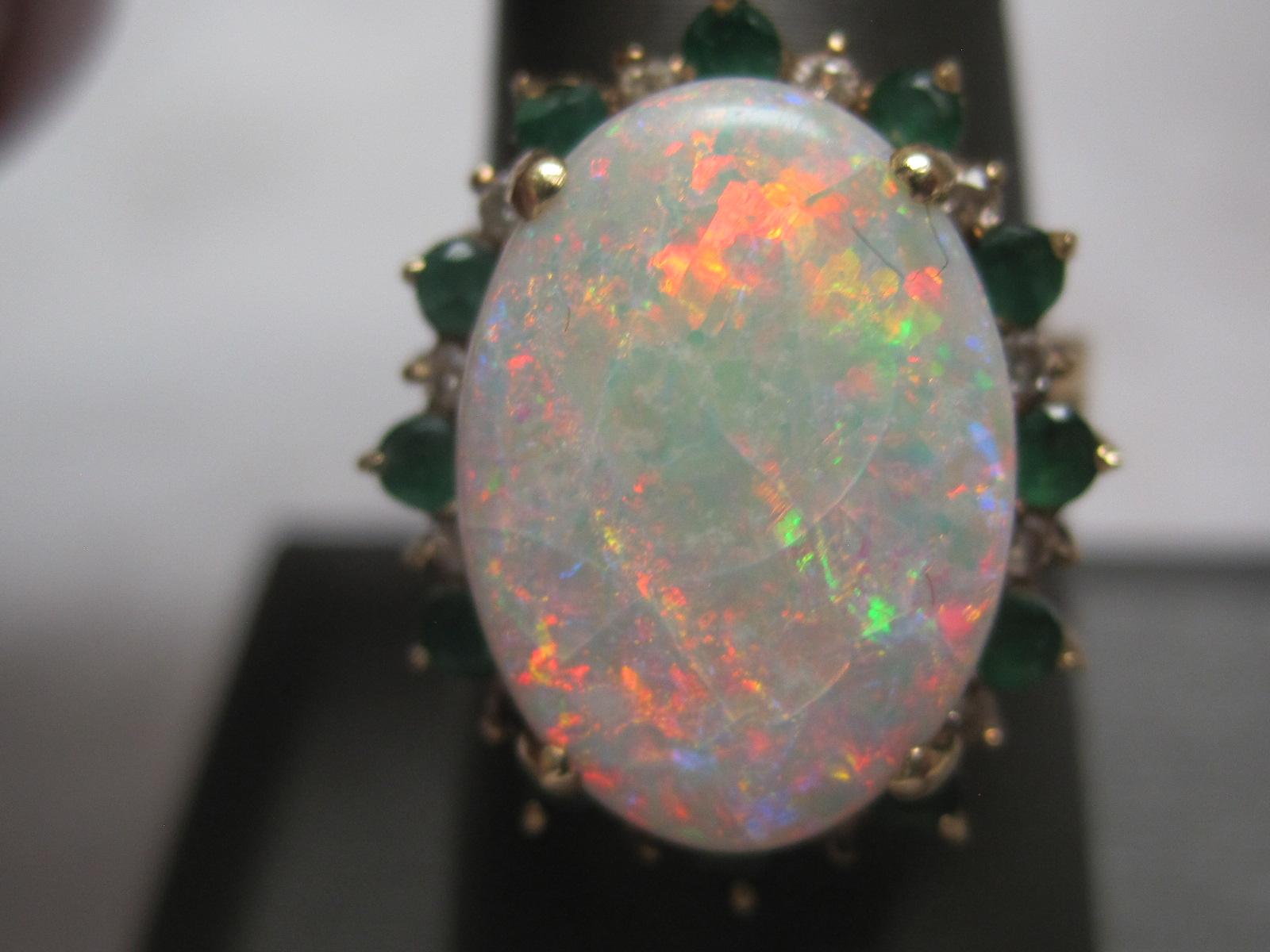 WOW!!! 14k Gold Opal and Emerald Ring