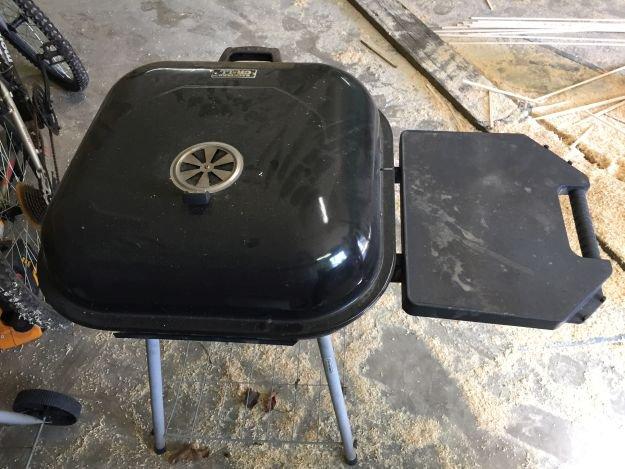 charcoal BBQ Grill