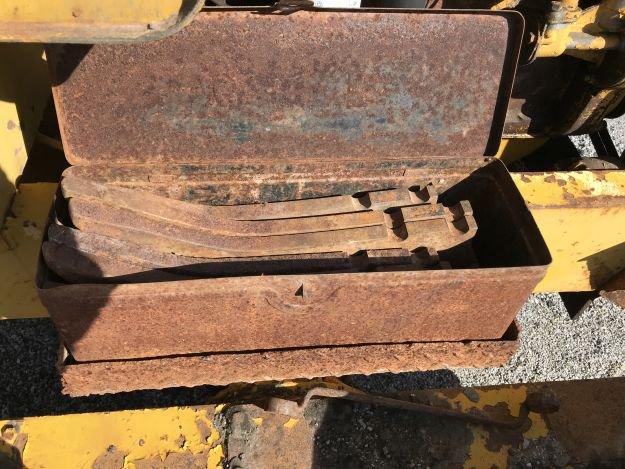 Allis-Chalmers grader