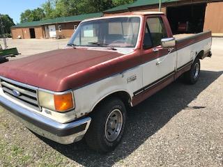 1990 Ford pickup truck