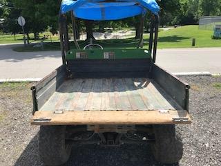 John Deere Gator