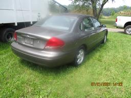 2003 Ford Taurus