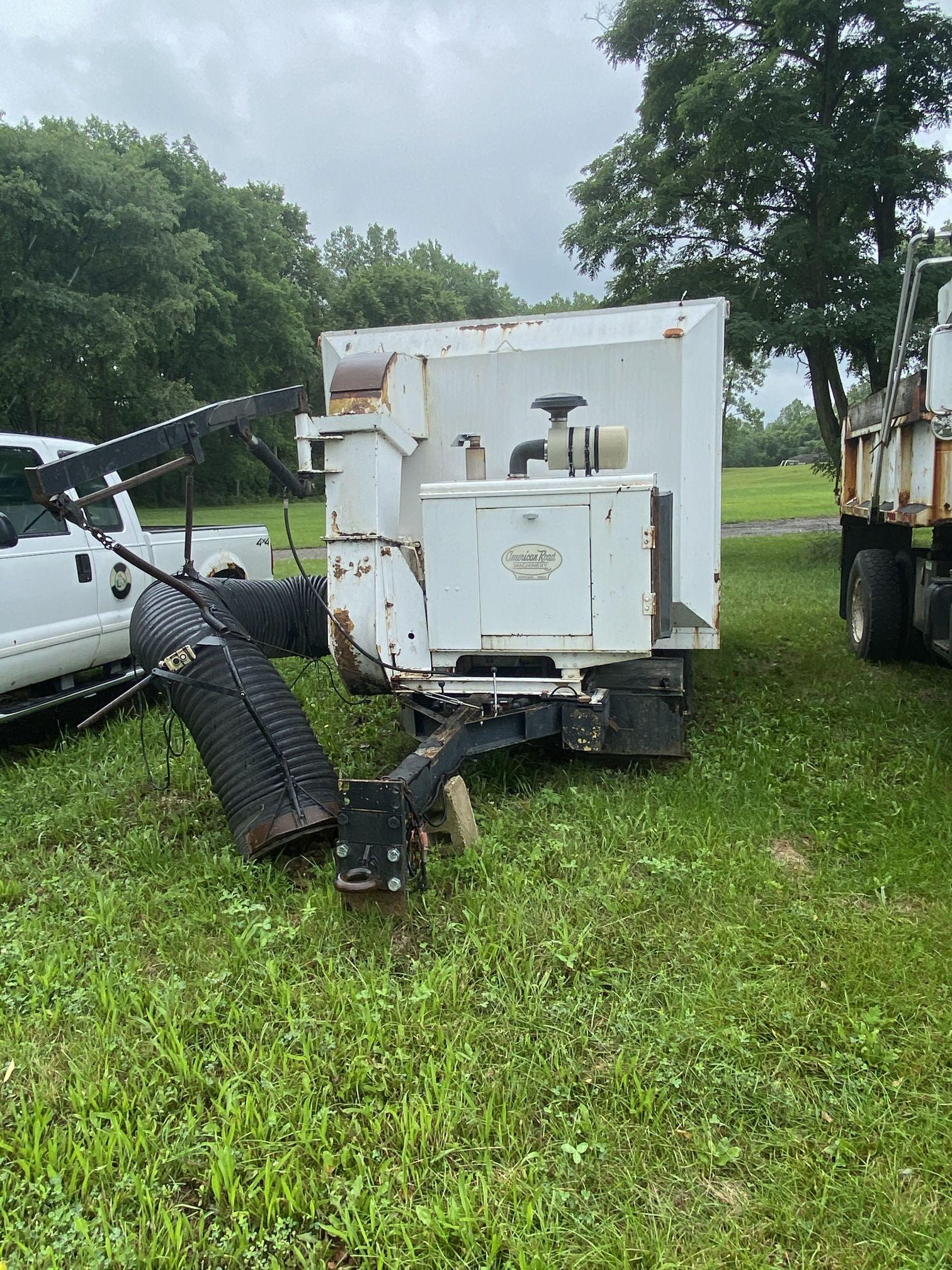 2008 American Rd leaf vac