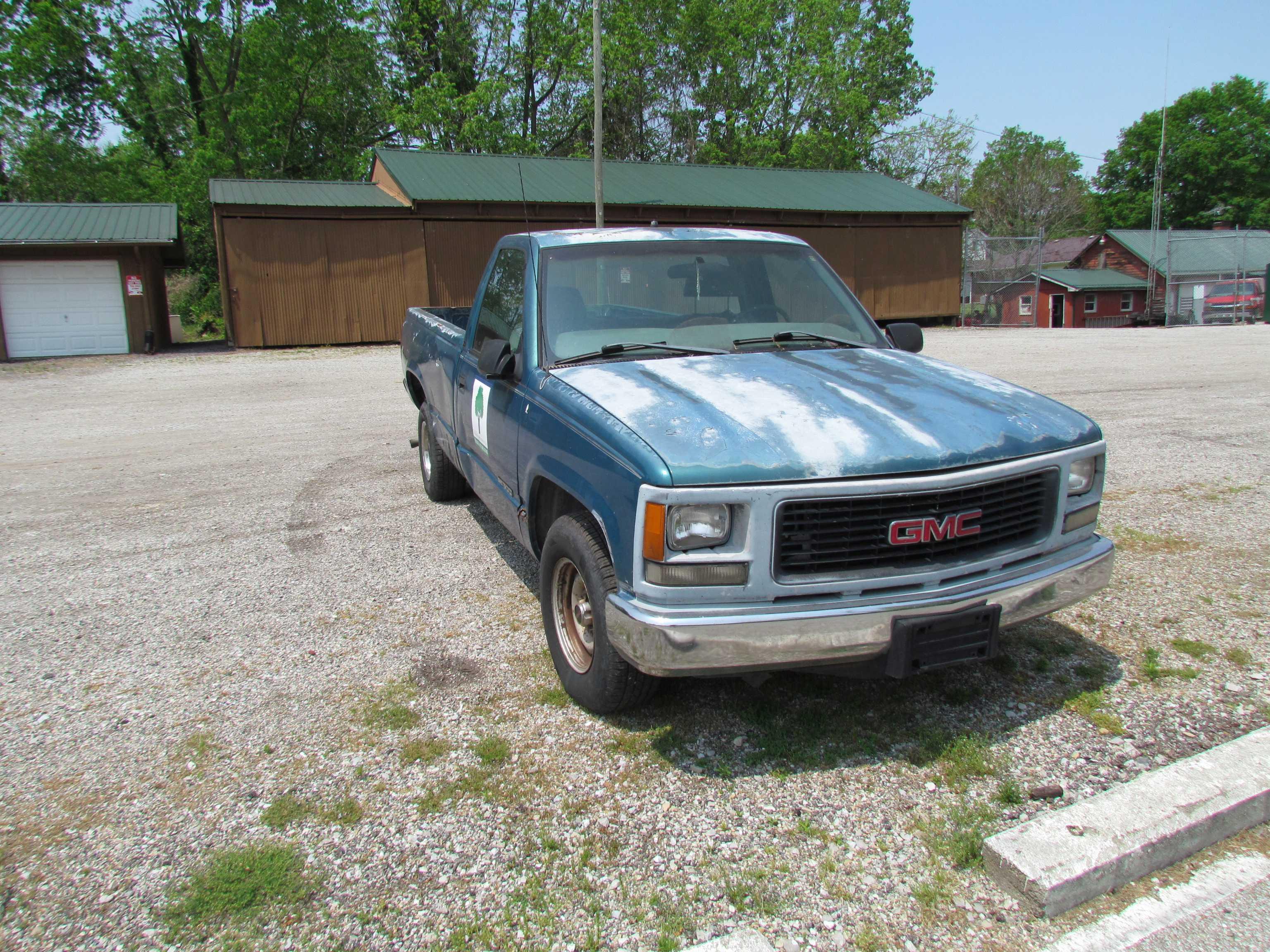 1998 GMC Sierra pickup truck