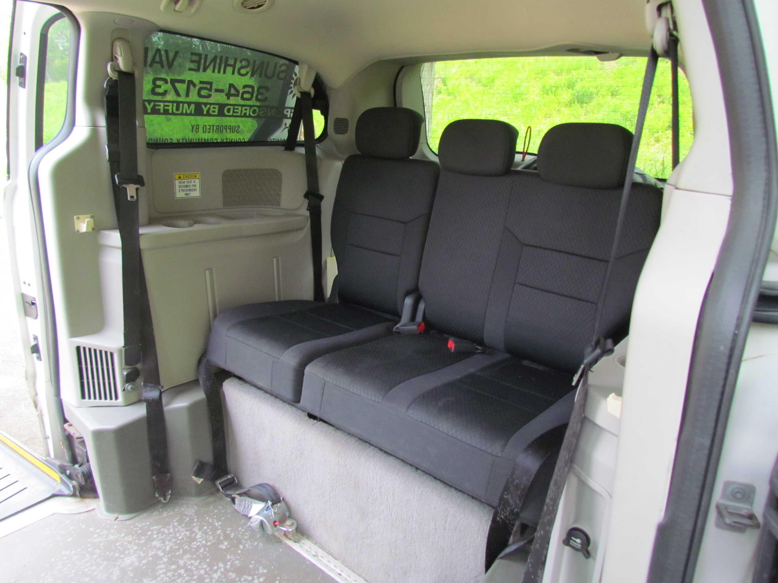 2010 Braun Entervan Dodge Caravan