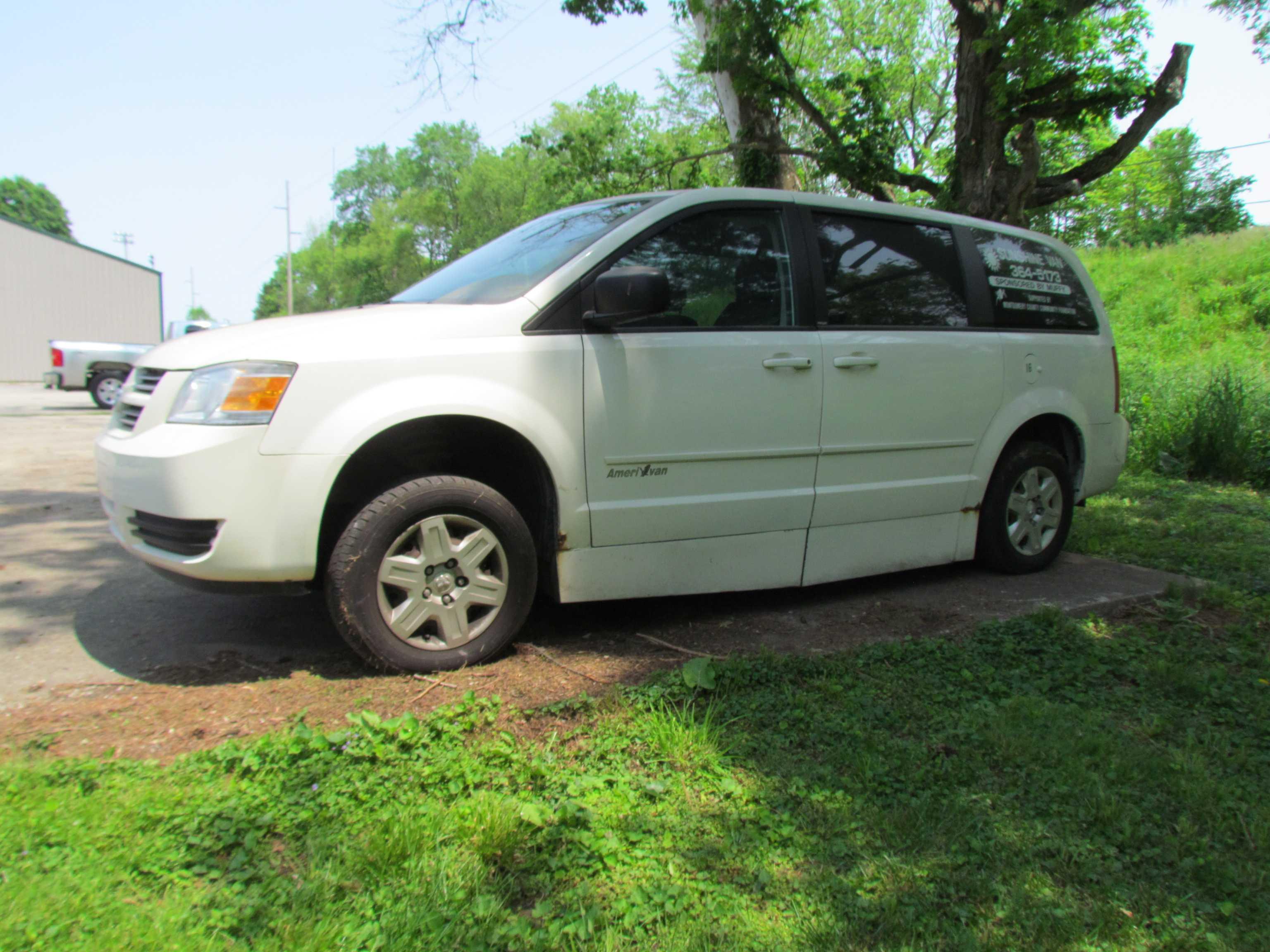 2010 Braun Entervan Dodge Caravan