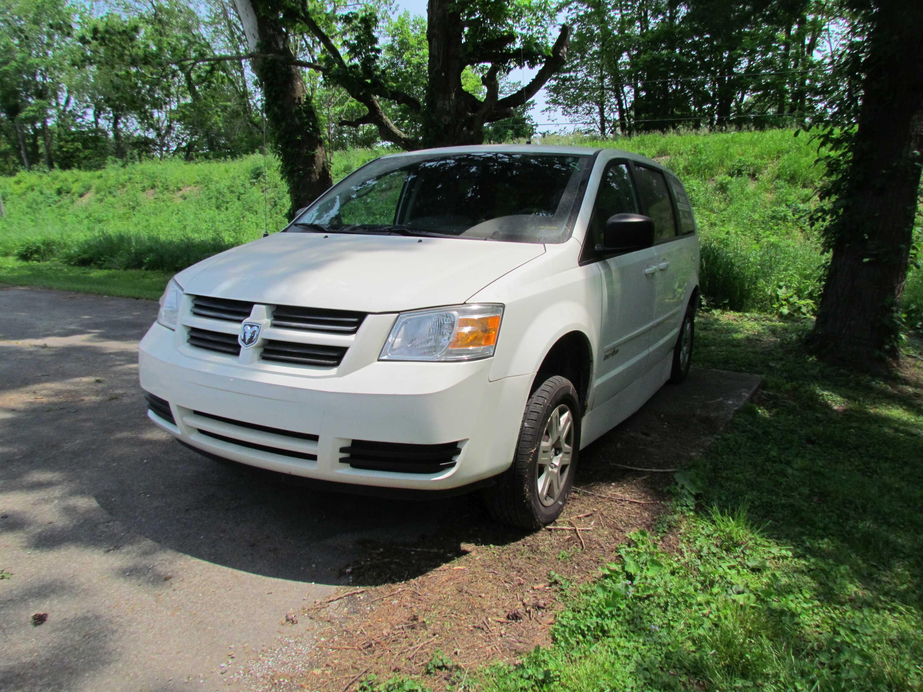2010 Braun Entervan Dodge Caravan