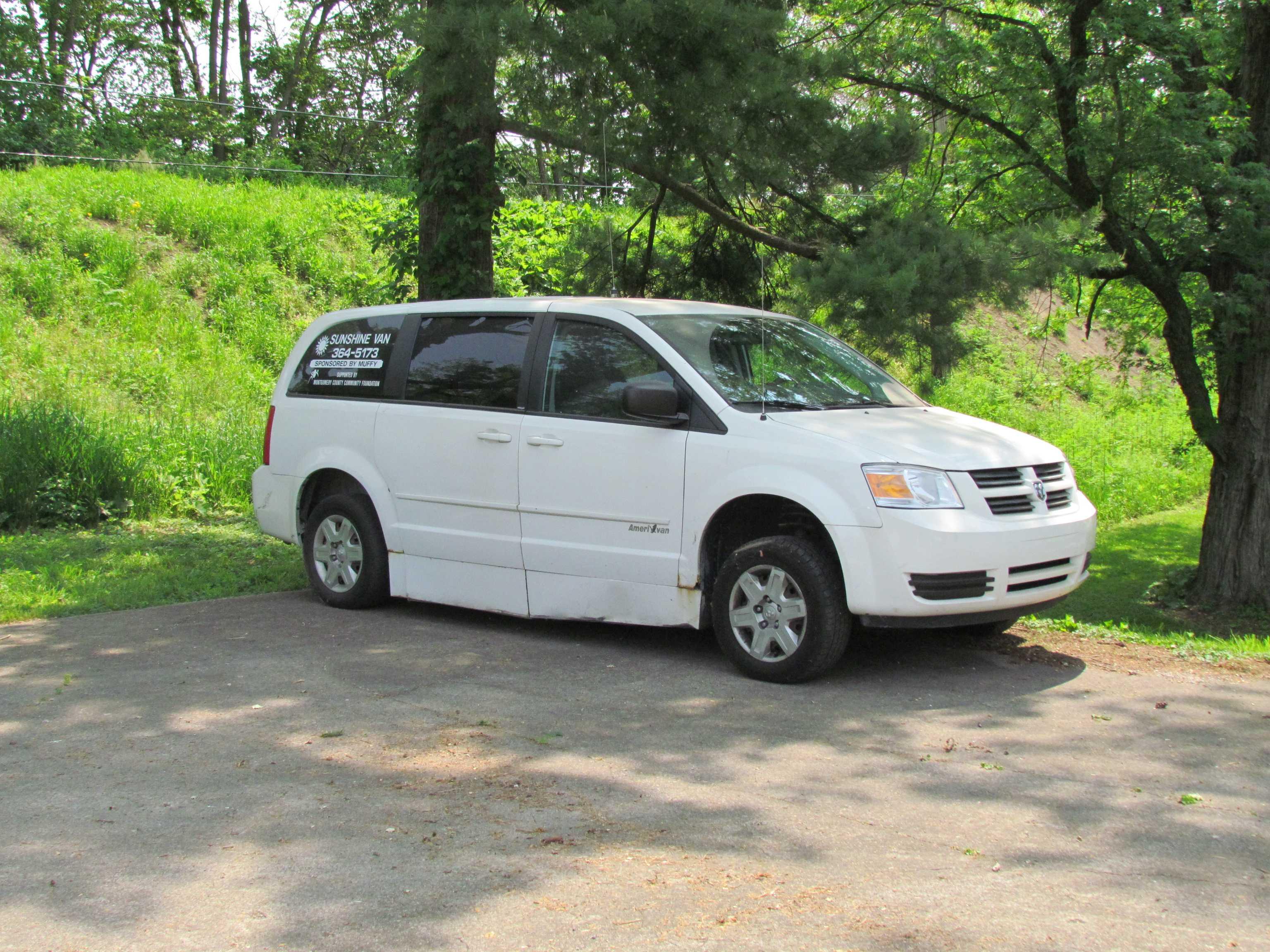 2010 Braun Entervan Dodge Caravan