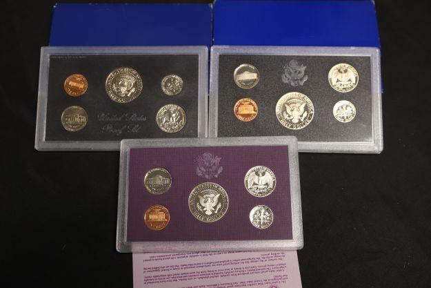 LOT OF 5 US MINT  PROOF SETS