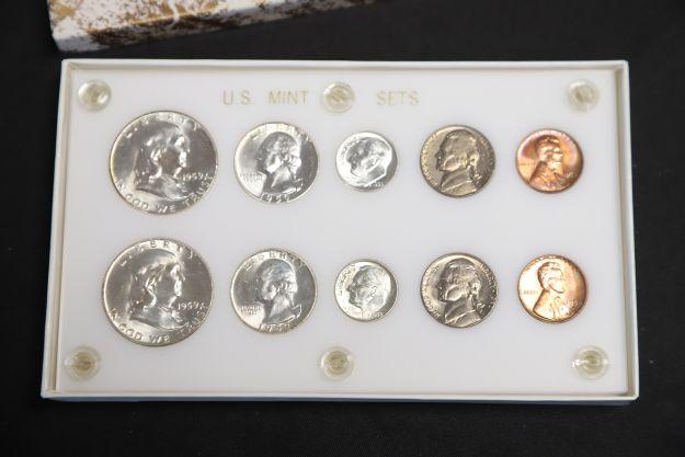 2 1959 YEAR SETS IN CAPITAL HOLDER