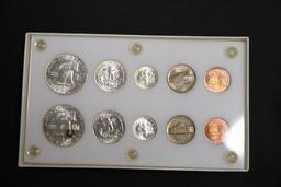 2 1959 YEAR SETS IN CAPITAL HOLDER