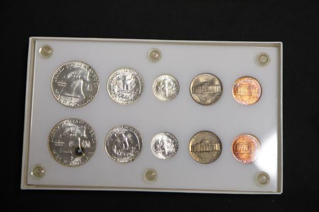 2 1959 YEAR SETS IN CAPITAL HOLDER