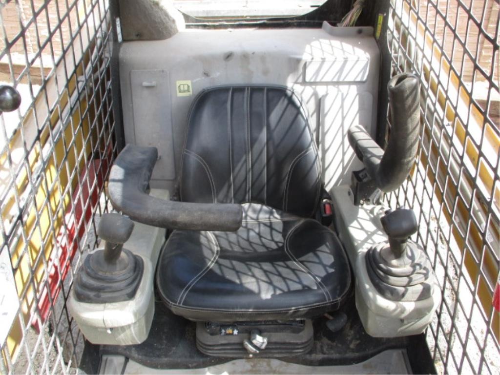 Caterpillar 246C Skid Steer Loader,