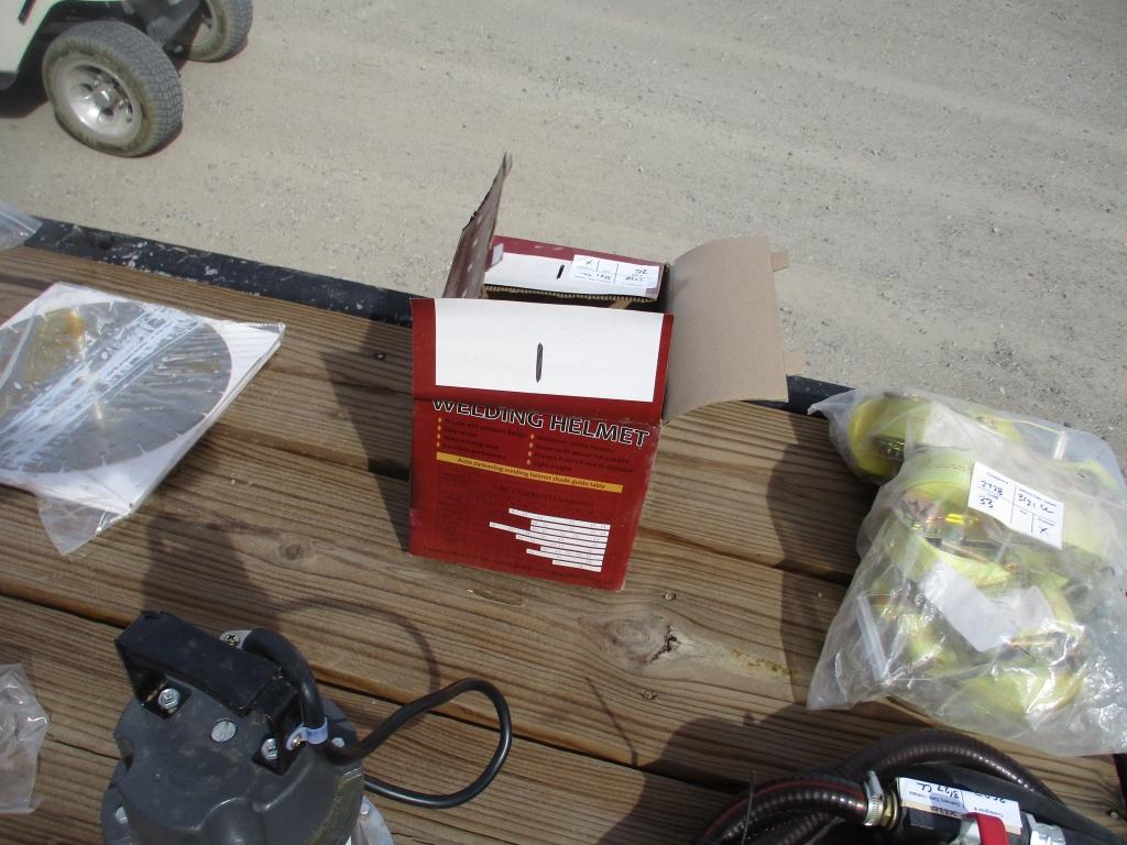 Unused Auto Darkening Welding Helmet