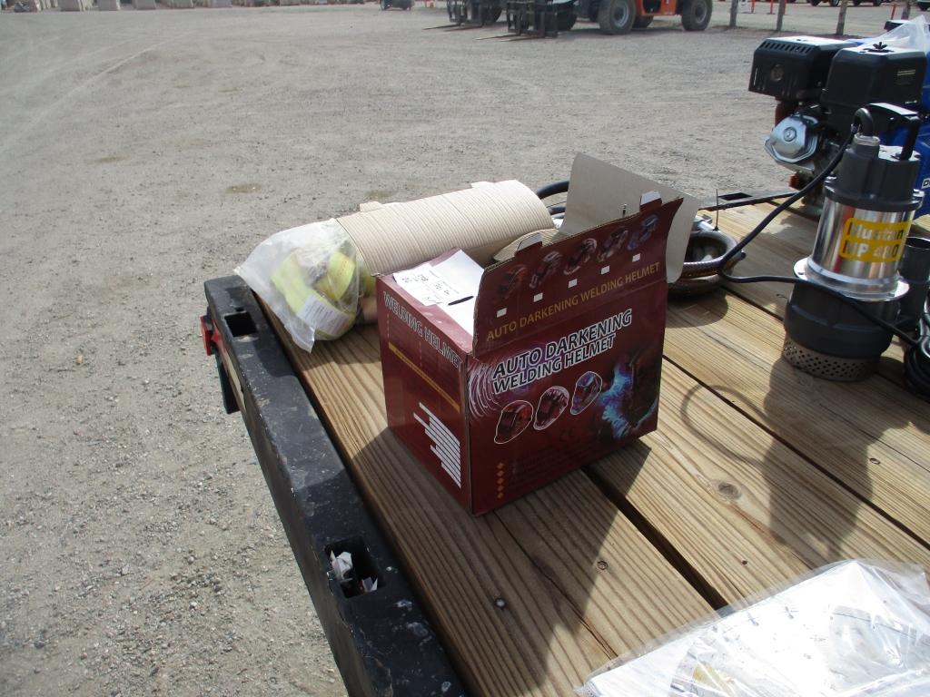 Unused Auto Darkening Welding Helmet