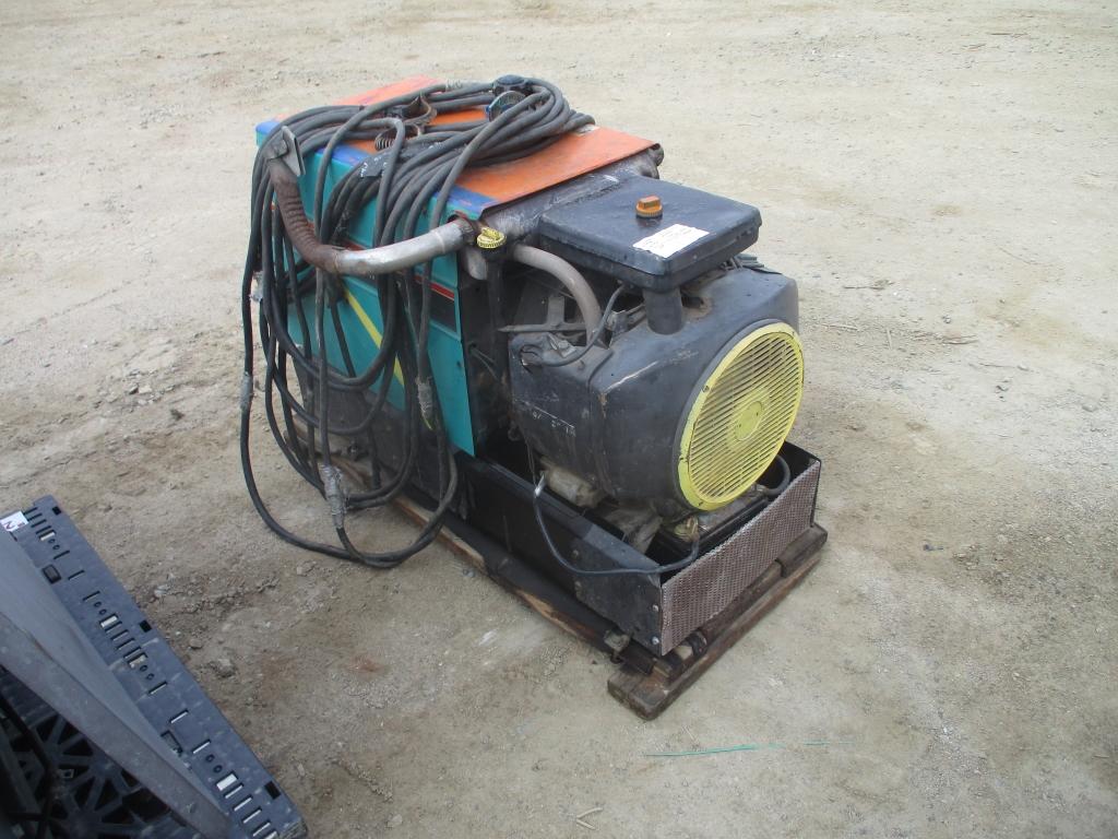 Lot Of Lincoln Electric Ranger 9 Welder,