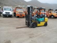 Komatsu FG25T-14 Warehouse Forklift,