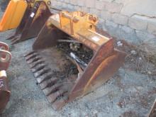Case 60" Backhoe Tooth Bucket