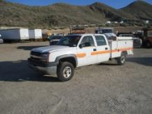 2003 Chevrolet 2500HD Crew-Cab Utility Truck,