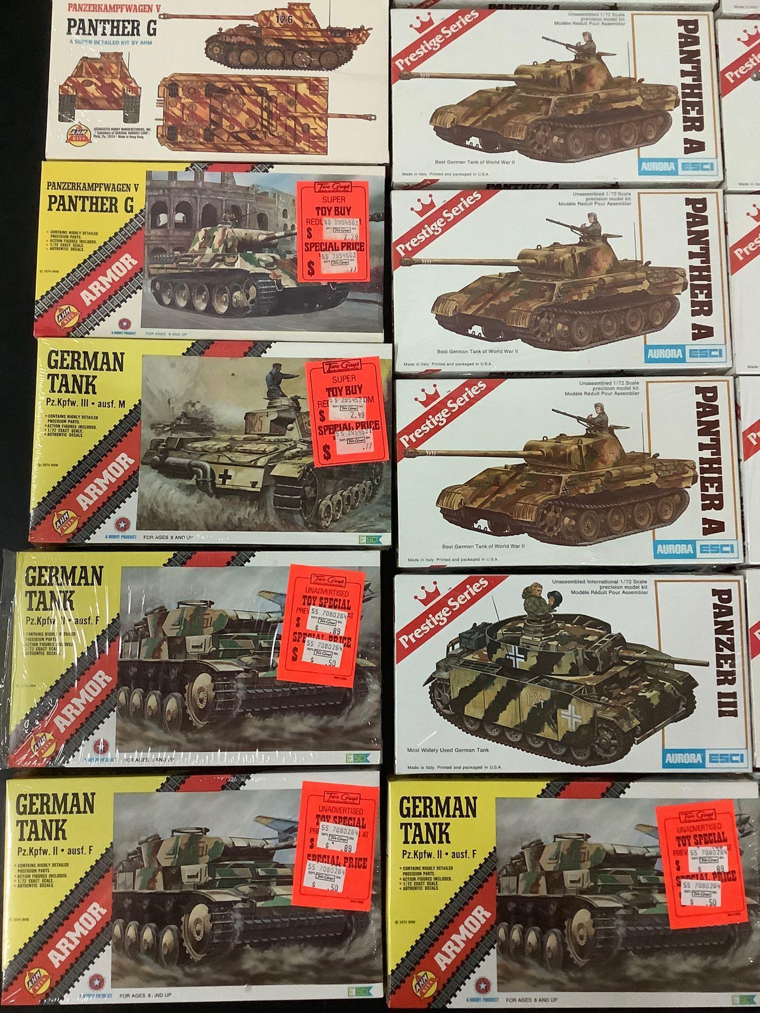 Lot of 24 Aurora/ESCI and AHM Kits military plastic model kits - German WWII tanks 1/72 scale