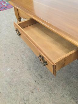 Modern one drawer coffee table with single drawer in good cond