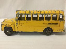 1 yellow Hubley die cast toy school bus - as is fair cond