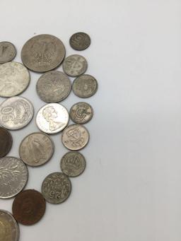 68 foreign coins ranging from 1938 to 2016 incl. 7 40% silver 10 & 25 ore Swedish coins + more