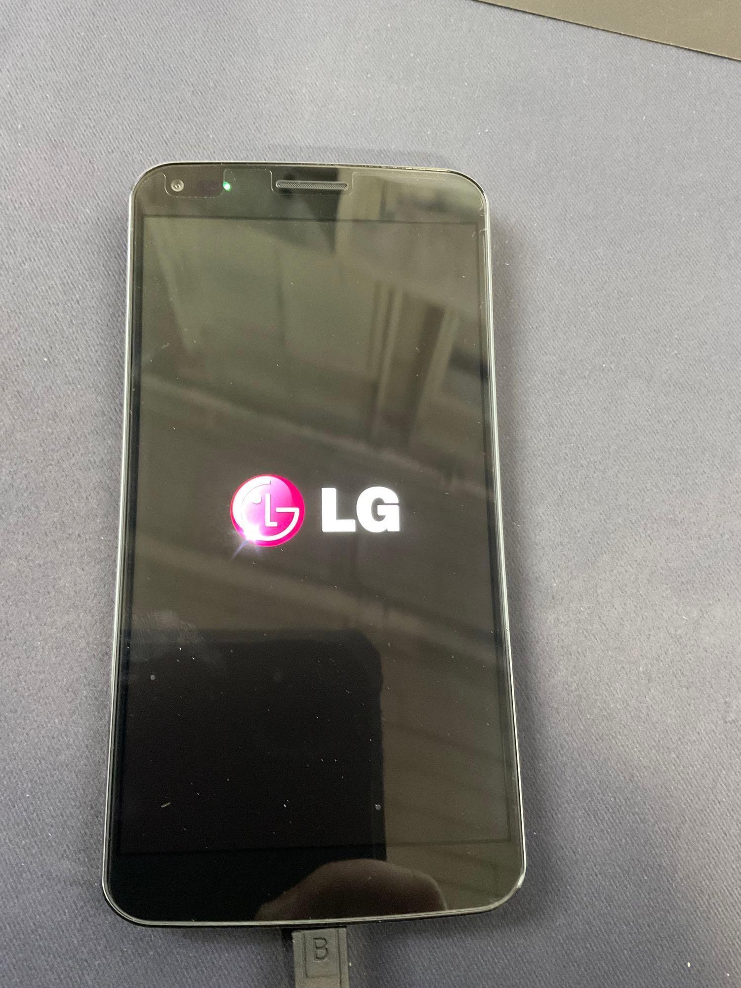 LG G Flex Smartphone