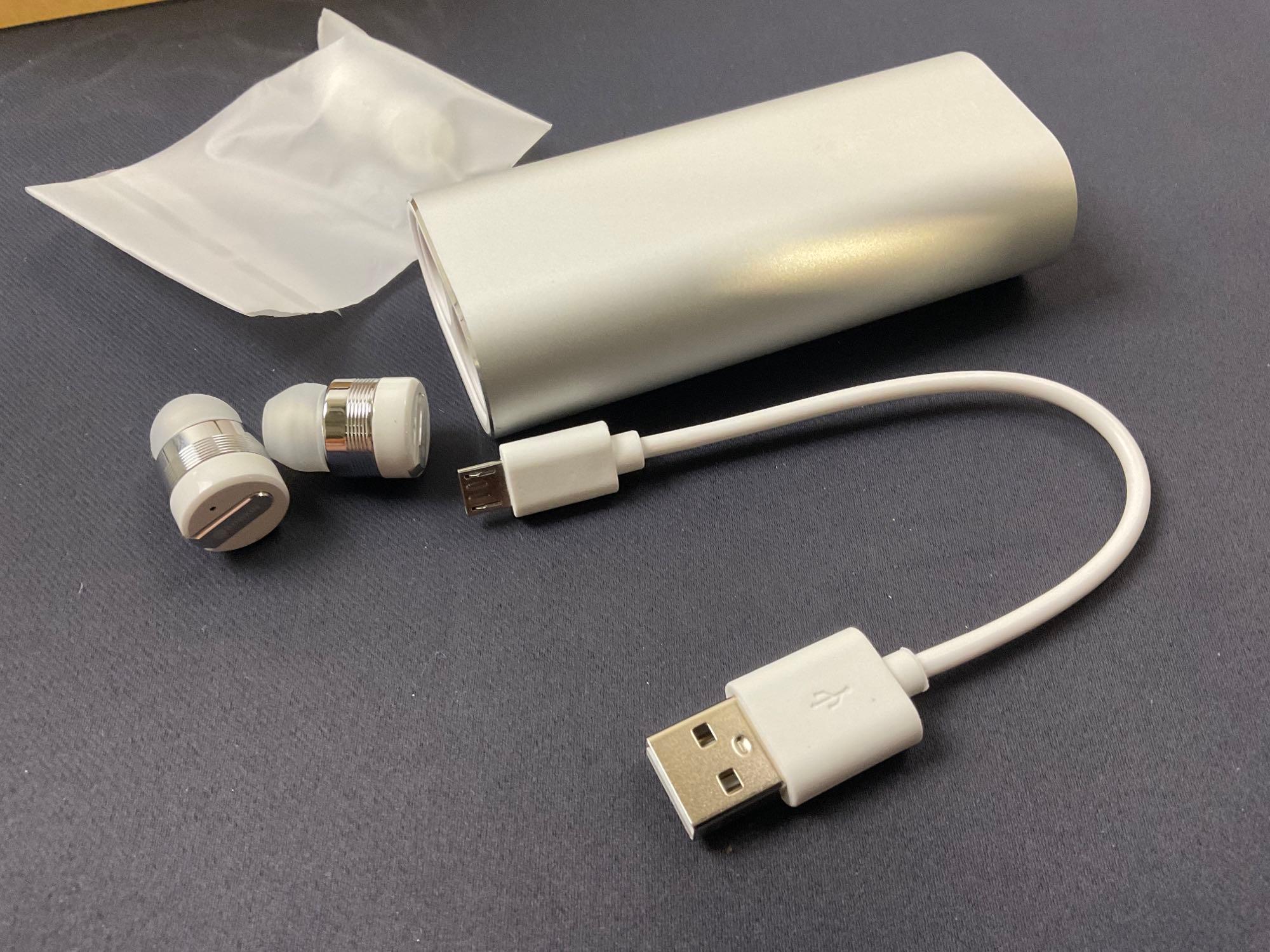 Rowkin Bit Charge Stereo Earbuds + Case