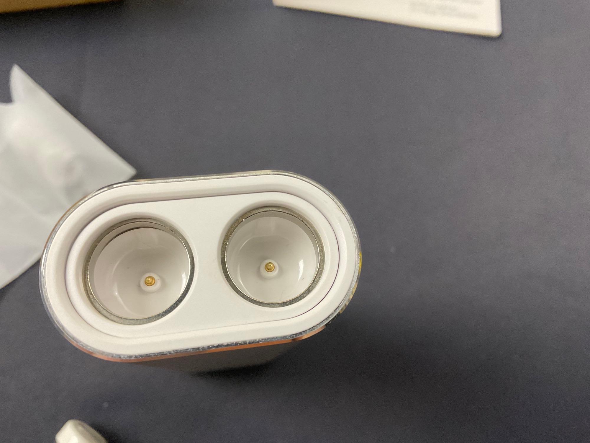 Rowkin Bit Charge Stereo Earbuds + Case