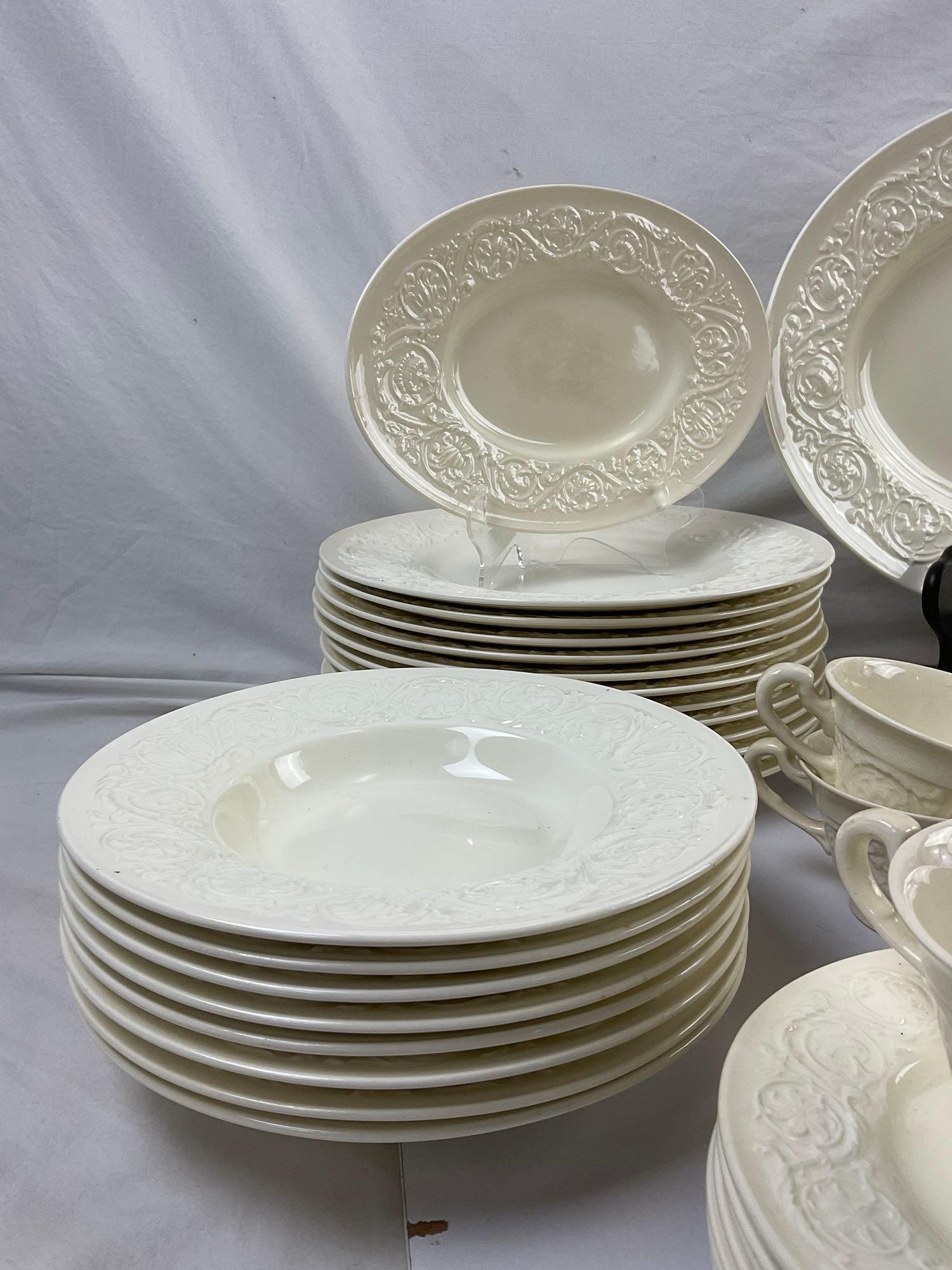 68 pcs Vintage Cream Wedgwood Patrician Bone China Dinner Set w/ Passionflower Detail. See pics.