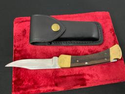 Vintage Classic Buck 110 Hunter Knife, Brass Bolsters and Wooden Handle