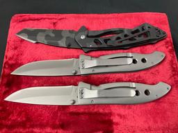 Trio of Modern Buck Knives, 2x Model 174 & 1x Model 870, aluminum construction